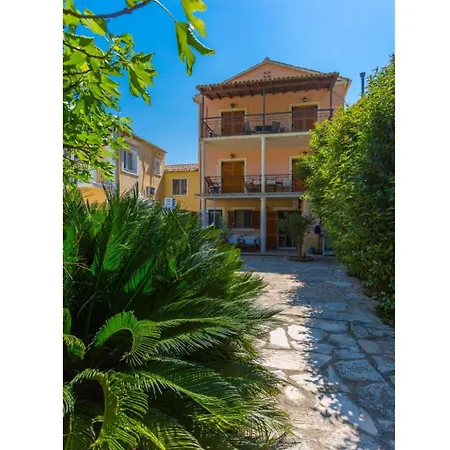 Apartament Anna Agios Stefanos (Thinali)